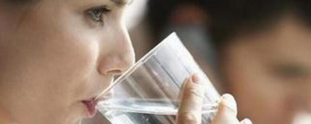 脱水后如何快速补水 脱水后怎样快速补水