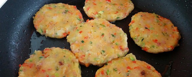 土豆泥饼怎样做好吃 土豆泥饼的烹饪要领