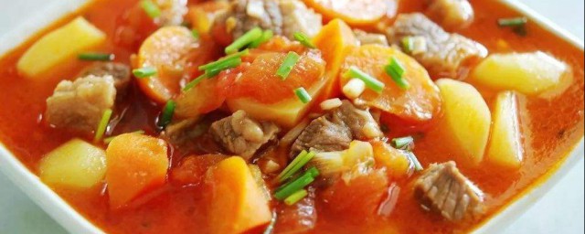 西红柿炖牛肉怎么做好吃又烂 西红柿炖牛肉需要哪些材料