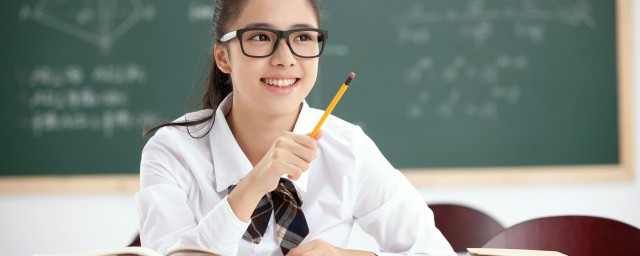 插上科学的翅膀飞600字作文六年级 插上科学的翅膀飞怎样写