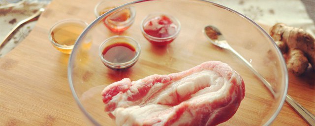 腌的肉太咸了如何退盐 腌的肉太咸怎样办