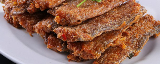 干炸带鱼怎么做酥脆 干炸带鱼酥脆的做法