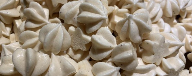 烤箱溶豆的做法和配方 使用烤箱制作溶豆的方法