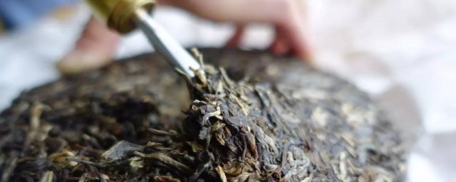 普洱茶撬茶方法 撬茶时该注意什么