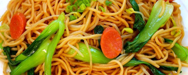 火腿肠炒面的做法 火腿肠炒面这样做简单又好吃