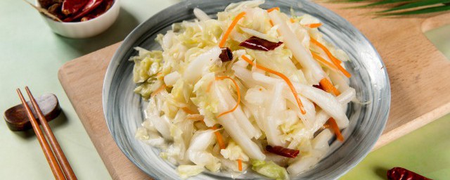 炖白菜怎样做 炖白菜做法次序