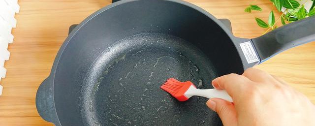 粘锅底怎么清理干净 粘锅底的清洗方法