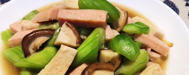 鲜菇炒丝瓜的做法 鲜菇炒丝瓜的做法及步骤