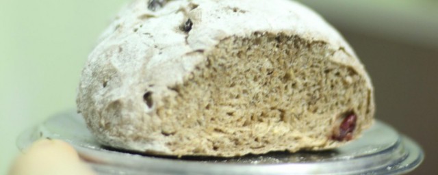 揉面高水量欧包的做法 揉面高水量欧包怎么做