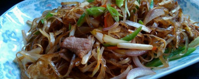 牛肉片菠菜拌河粉的做法 牛肉片菠菜拌河粉的如何做好吃
