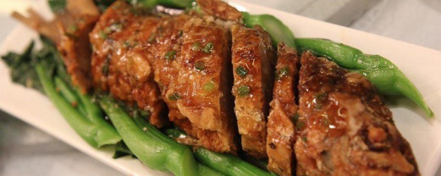 煎酿鲮鱼猪肉辣椒 煎酿鲮鱼猪肉辣椒的烹饪方式