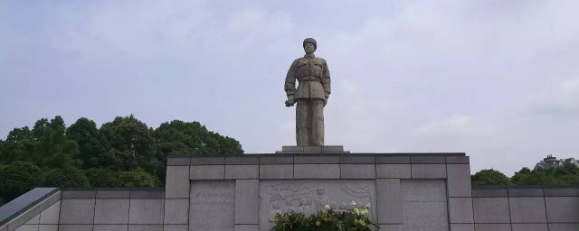 雷锋的故乡是 雷锋人物介绍