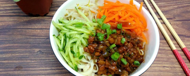 没有黄豆酱甜面酱怎么做炸酱面好吃 没有黄豆酱甜面酱如何做炸酱面好吃