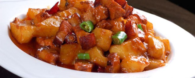 土豆红烧肉的家常做法 怎么做土豆红烧肉