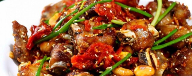 干煸排骨 香辣干煸排骨的烹饪技巧分享