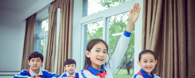 数学几何中的R和r分别是什么意思 数学几何中的R和r的意思