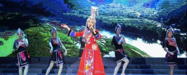 过雪山草地歌词 过雪山草地歌词是如何的