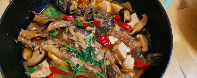 嘎鱼炖豆腐的做法 怎么做嘎鱼炖豆腐