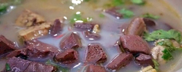 鸡血的做法 丝瓜烧鸡血做法介绍