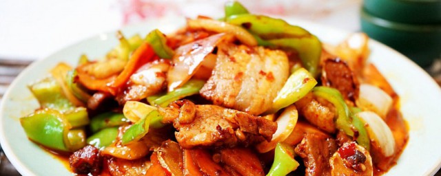 下饭菜回锅肉简单做法 下饭菜回锅肉怎么做
