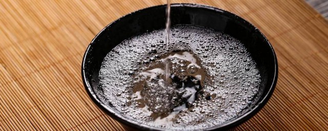 鉴别粮食酒的方法 鉴别粮食酒的方法介绍