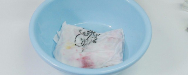 衣服串色如何洗 衣服串色清洗技巧简介