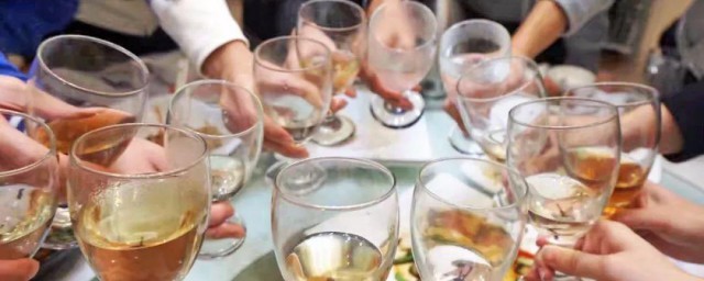 防醉酒的最佳方式 如何防醉酒