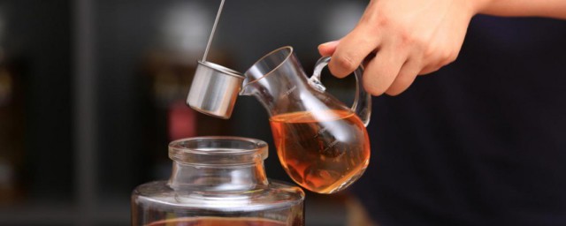 肉苁蓉泡酒制作方法 喝肉苁蓉酒有什么好处