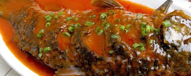 如何制作好吃美味的红烧鲤鱼 红烧鲤鱼制作步骤