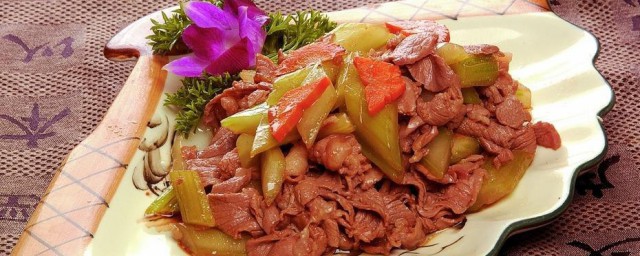 西芹焖羊肉 怎么做西芹焖羊肉