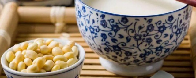 常喝豆浆的好处和坏处 常喝豆浆的好处和坏处有哪些