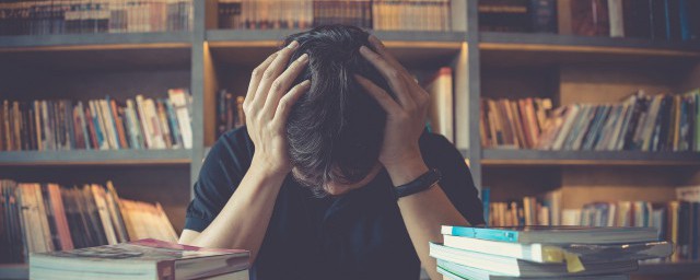 白月光男生是什么意思 男生白月光是什么意思