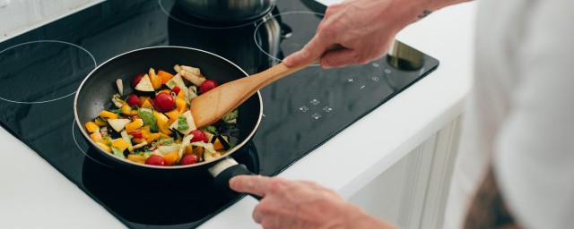 怎么制作好吃下饭的洋葱炒鸡胸肉 洋葱炒鸡胸肉做法