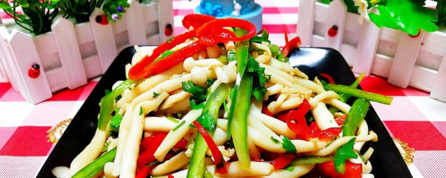 如何制作好吃的海鲜菇烧豆腐 海鲜菇烧豆腐怎么做