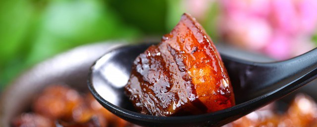 怎么做脆皮五花肉 制作脆皮五花肉的方法