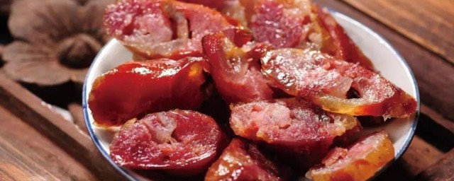 灌香肠是切肉还是绞肉 灌香肠是切肉的口感如何