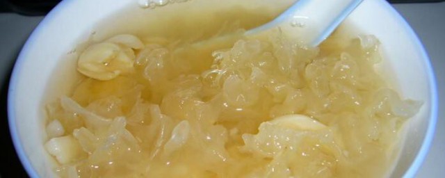 煮熟的银耳放冰箱隔夜能吃吗 煮熟的银耳放冰箱隔夜能不能吃