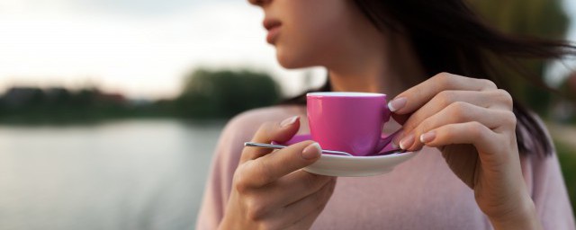 茯苓葛根泡水喝的功效与作用 茯苓葛根泡水喝的功效介绍