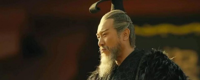 火烧新野的故事简介 火烧新野的故事梗概