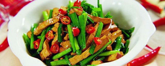 怎么做韭菜炒蘑菇 韭菜炒蘑菇需要哪些材料