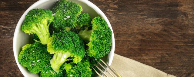 每天吃西兰花的减肥食谱 每天吃西兰花的减肥食谱是什么