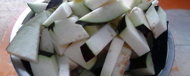 茄子烩土豆做法秘诀 如何做茄子烩土豆