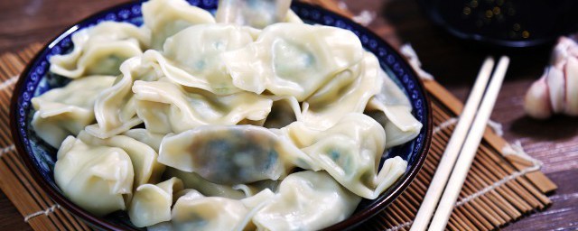 油菜馅儿的饺子如何做才好吃 油菜素饺子的做法