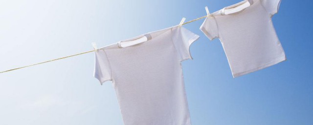 龙虾汁弄衣服上如何洗 龙虾汁弄衣服上的清洗方式