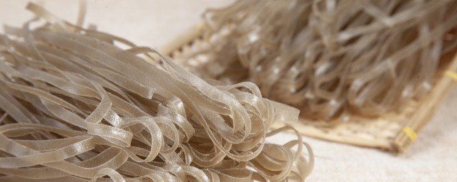 红薯粉家常制作方法 红薯粉怎么做