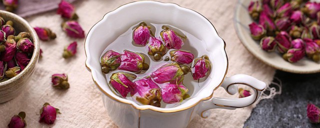 女人喝玫瑰花茶的忌讳 女人喝玫瑰花茶有什么忌讳