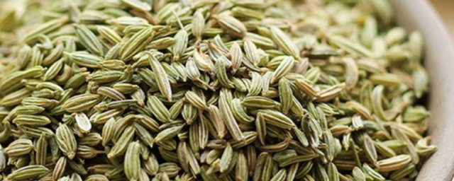 小茴香籽炒熟的方法 小茴香籽炒熟的制作方法