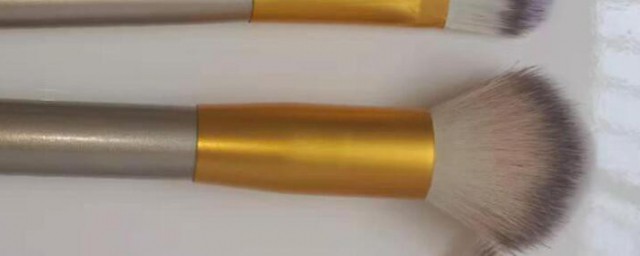 新化妆刷清洗方法 新化妆刷如何清洗
