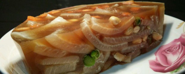 肉皮冻熬制办法 肉皮冻熬制的方式次序