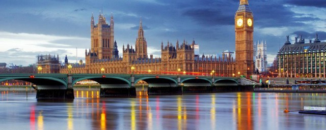 伦敦十大景点中英文介绍 伦敦十大著名景点中英文介绍